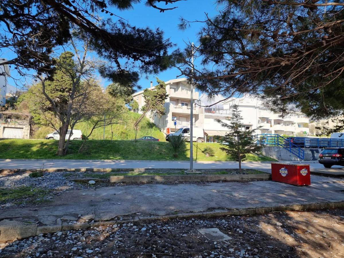 Amarok Lägenhet Bar Exteriör bild